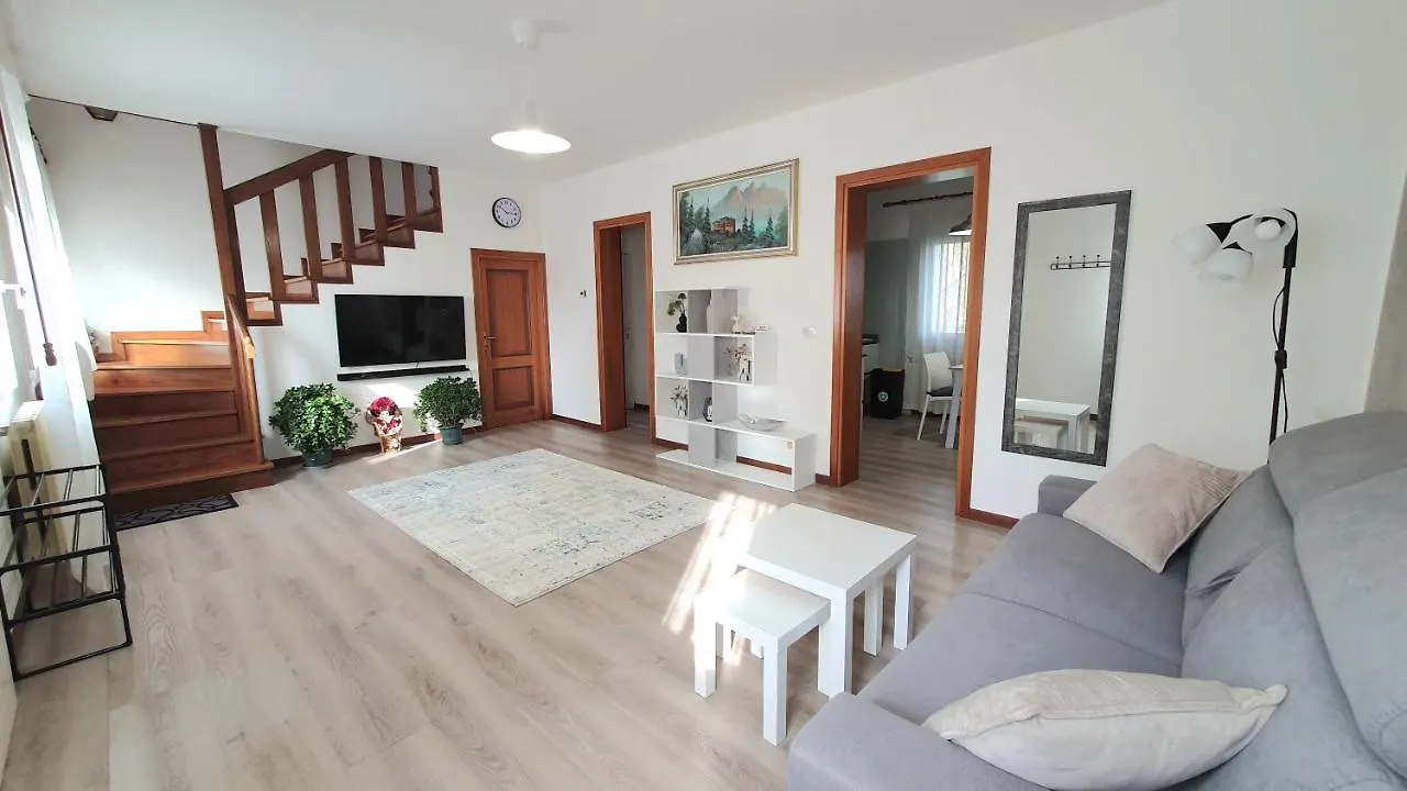Niko Casa - 3 Bedroom Townhouse Ceggia 0*,